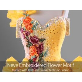 NEVE EMBROIDERED FLOWER MOTIF