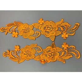 VINTAGE MOTIF