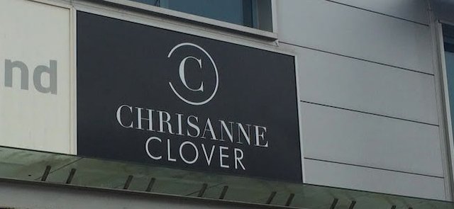 crystal clover sign